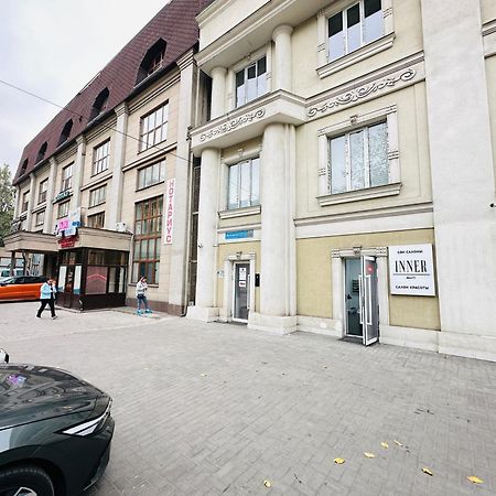 Center Capsule Hotel Almatý Exterior foto
